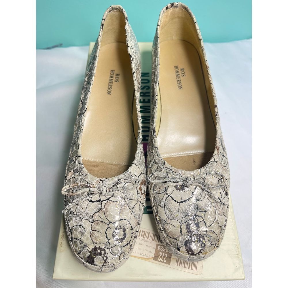Chic Floral Slip-On Loafers